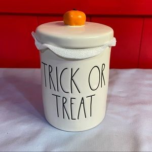 New Rae Dunn Trick or Treat small jar with lid
